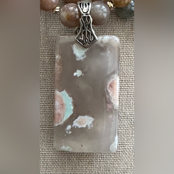 24 inch Mixed bead necklace NWOT - Picture 4 of 14